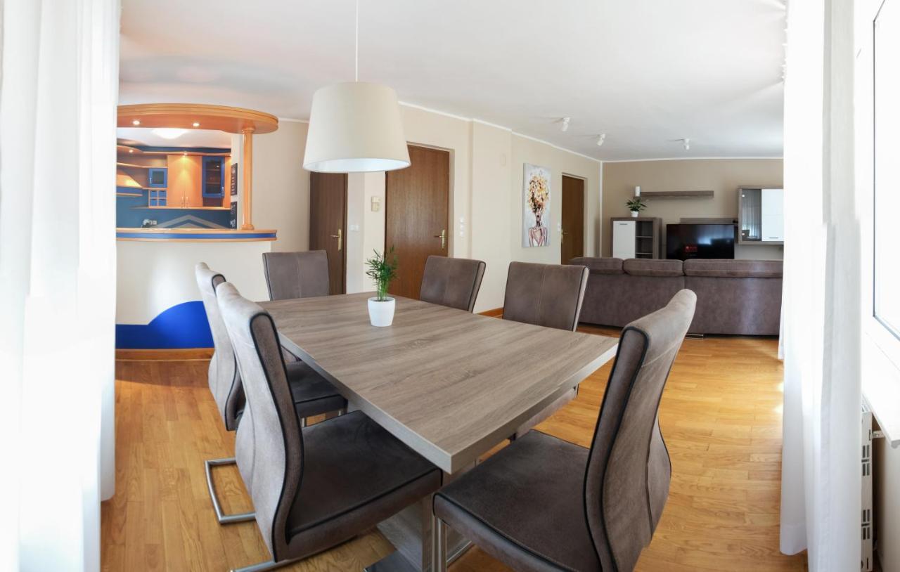 M16 Spacious And Bright Apartment Liubliana Exterior foto